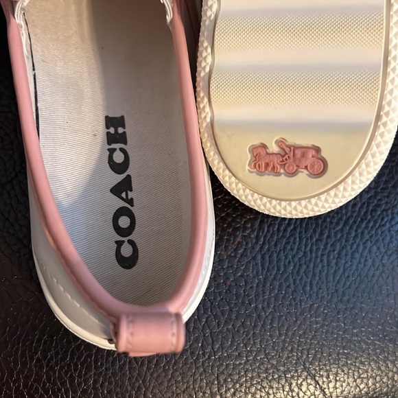 Coach Shoes - Picture 3 of 4